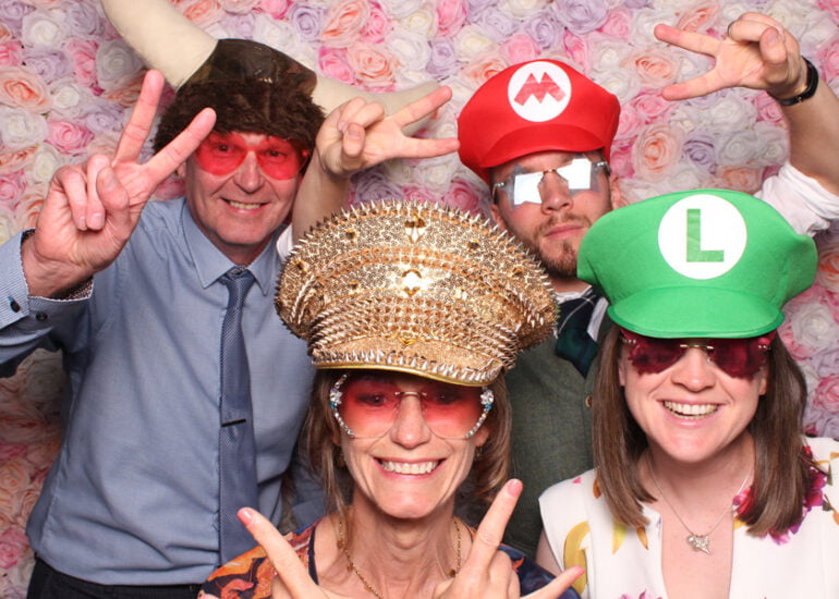 Flower wall Photo Booth Hire VIP Factory (5)