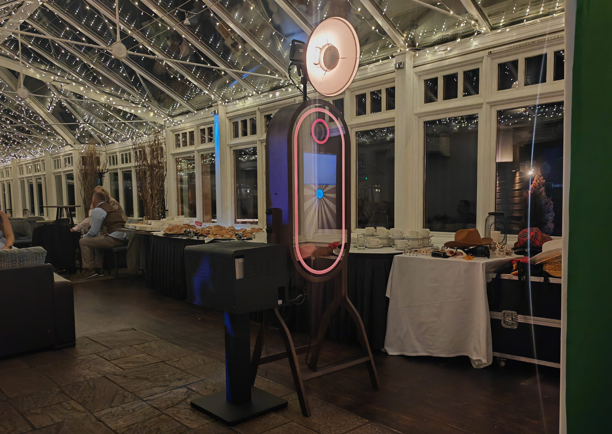 vip factory mirror booth